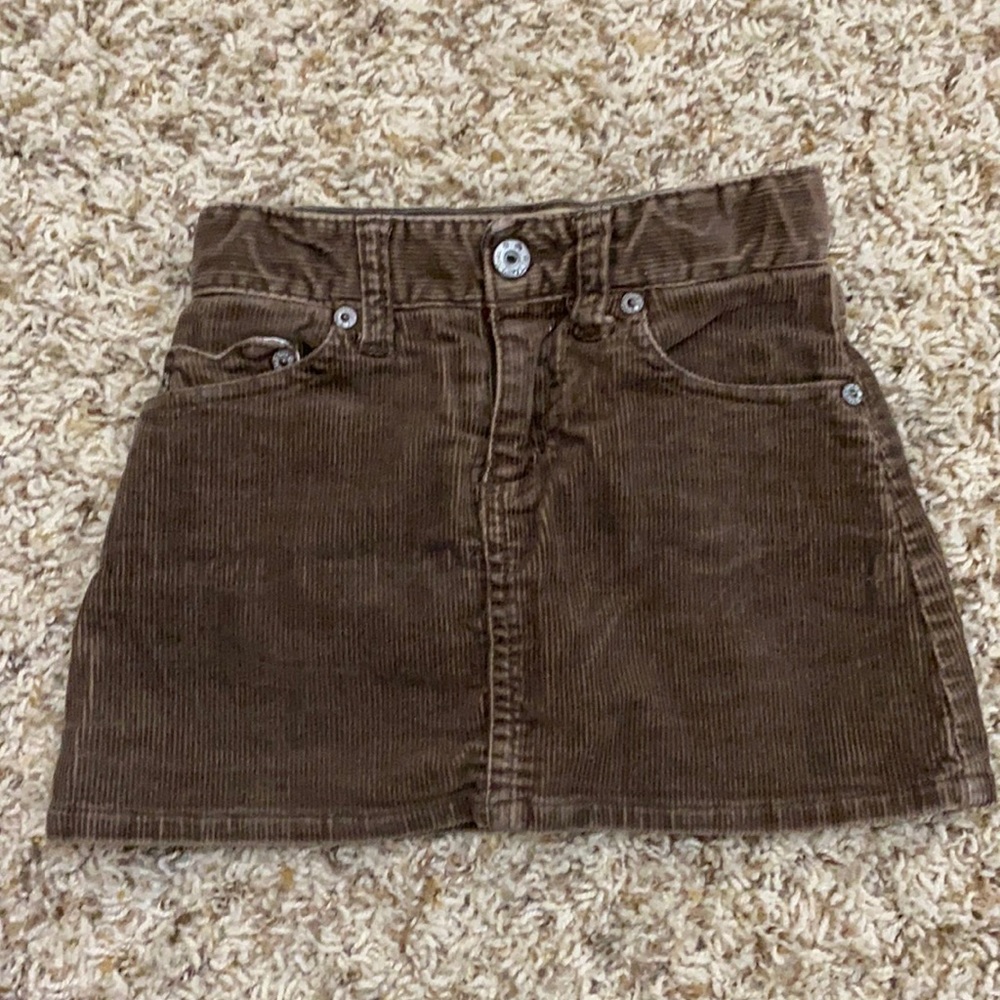 Adorable GUC corduroy skirt/skort